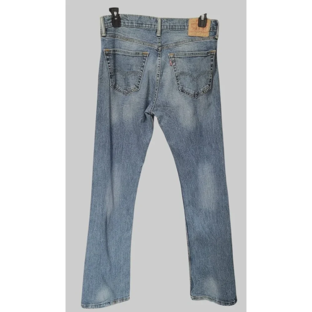 Levis levi’s 527
